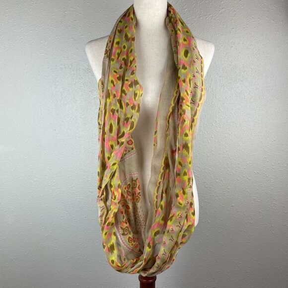 Infinity Scarf EUC - Picture 1 of 4